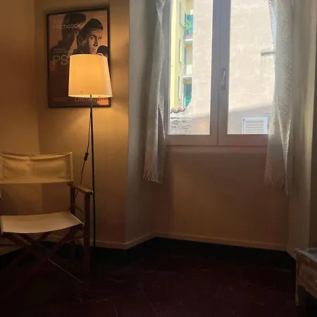 Papavero Piazza Delfino