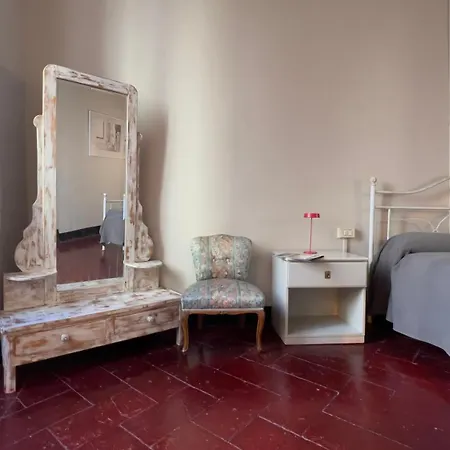 Papavero Piazza Delfino Ferienhaus *