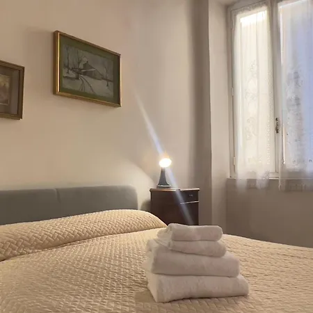 Papavero Piazza Delfino Ferienhaus *